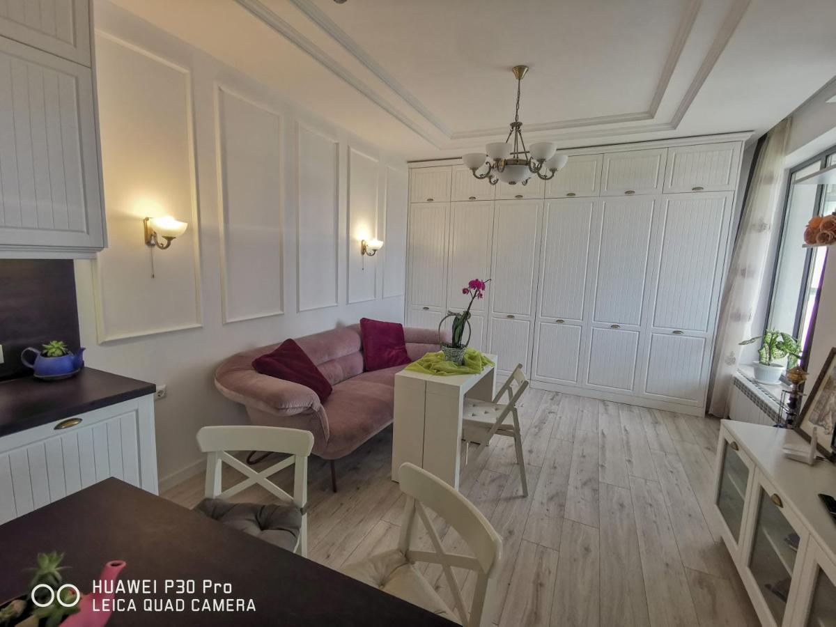 Luxury Appartments Alix Burgas Extérieur photo