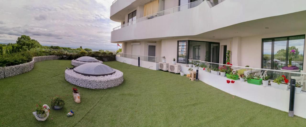 Luxury Appartments Alix Burgas Extérieur photo